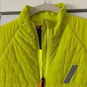 Daehlie women’s sport lightweight jacket M